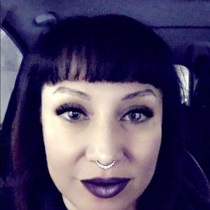 Meet your Posher, Jen